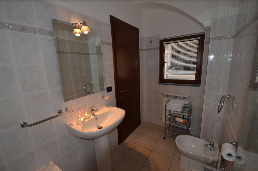 Lake Como View Apartement Allegro Acquaseria Стая снимка
